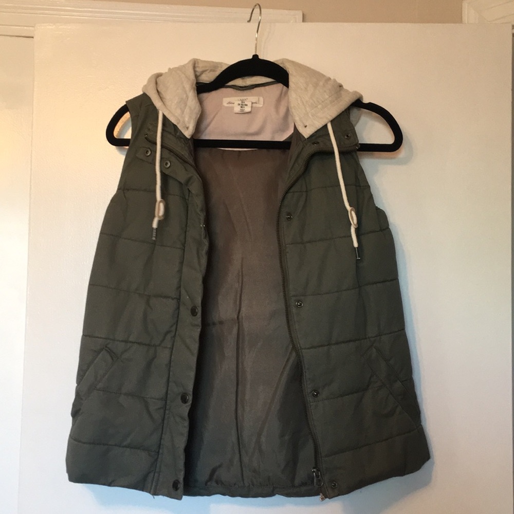 L.O.G.G. Puffer Vest with detachable hood